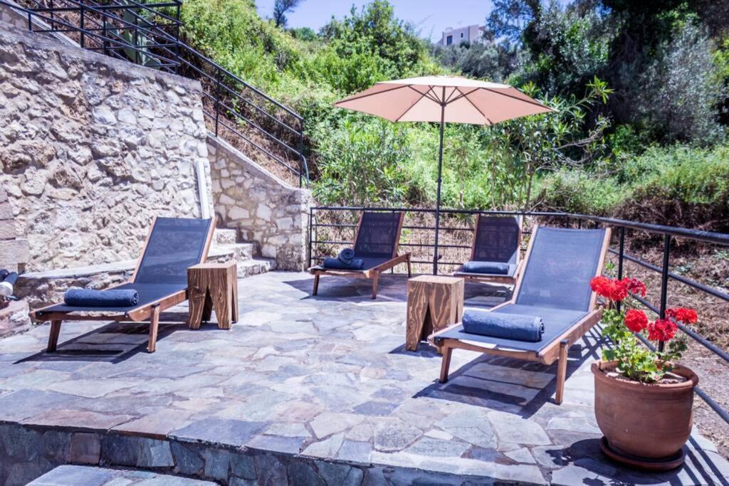Villa Ventus, 40Sqm Private Pool & Hot Tub! Roussospition ภายนอก รูปภาพ