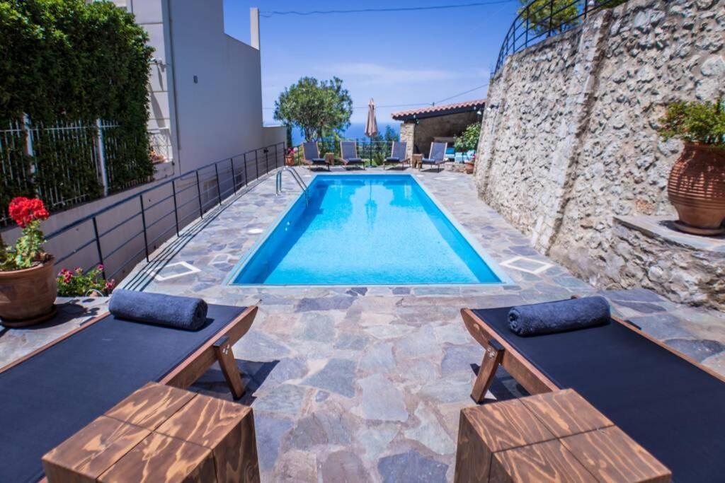 Villa Ventus, 40Sqm Private Pool & Hot Tub! Roussospition ภายนอก รูปภาพ