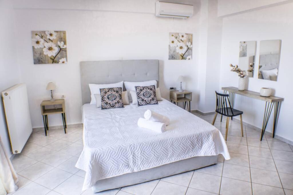 Villa Ventus, 40Sqm Private Pool & Hot Tub! Roussospition ภายนอก รูปภาพ