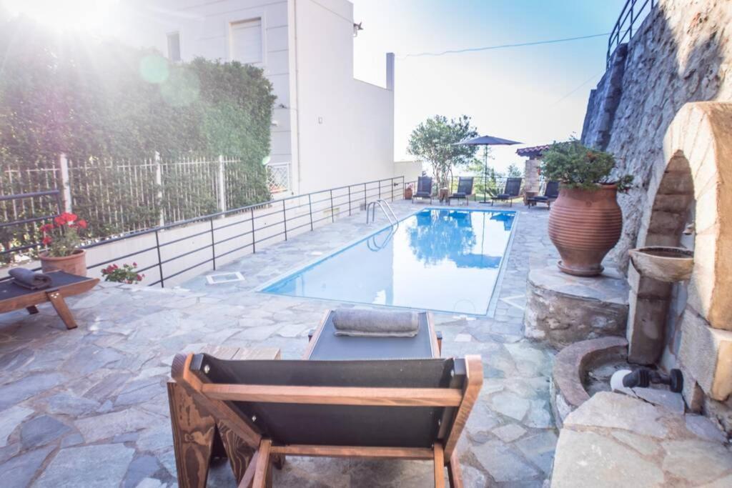 Villa Ventus, 40Sqm Private Pool & Hot Tub! Roussospition ภายนอก รูปภาพ